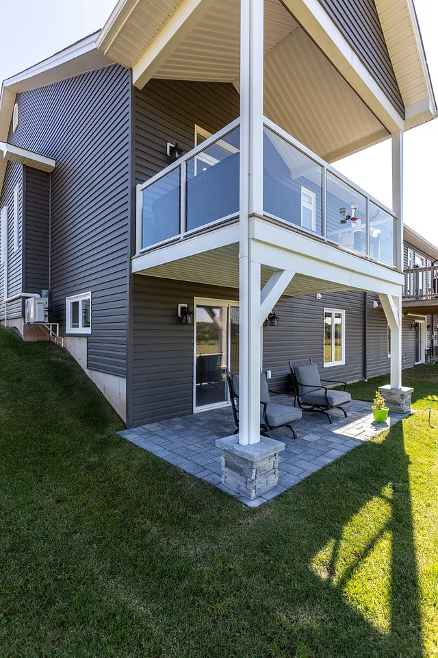 Deluxe Townhouse Village on the Green Moncton, NB